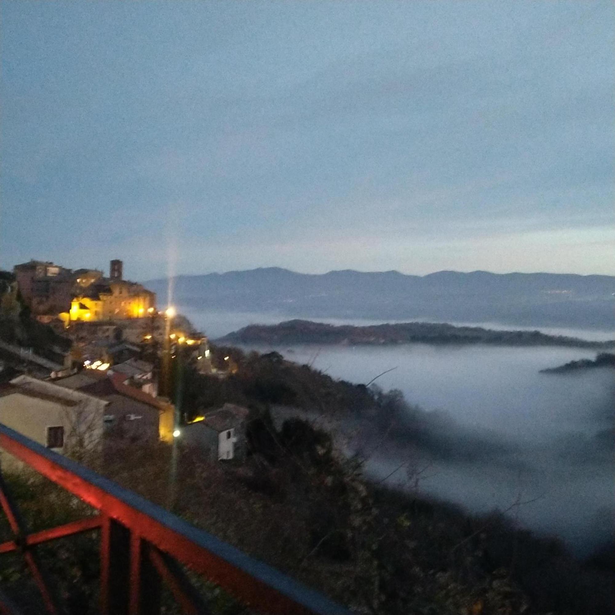 Hotel La Casa Di Augusto Bomarzo Exterior foto